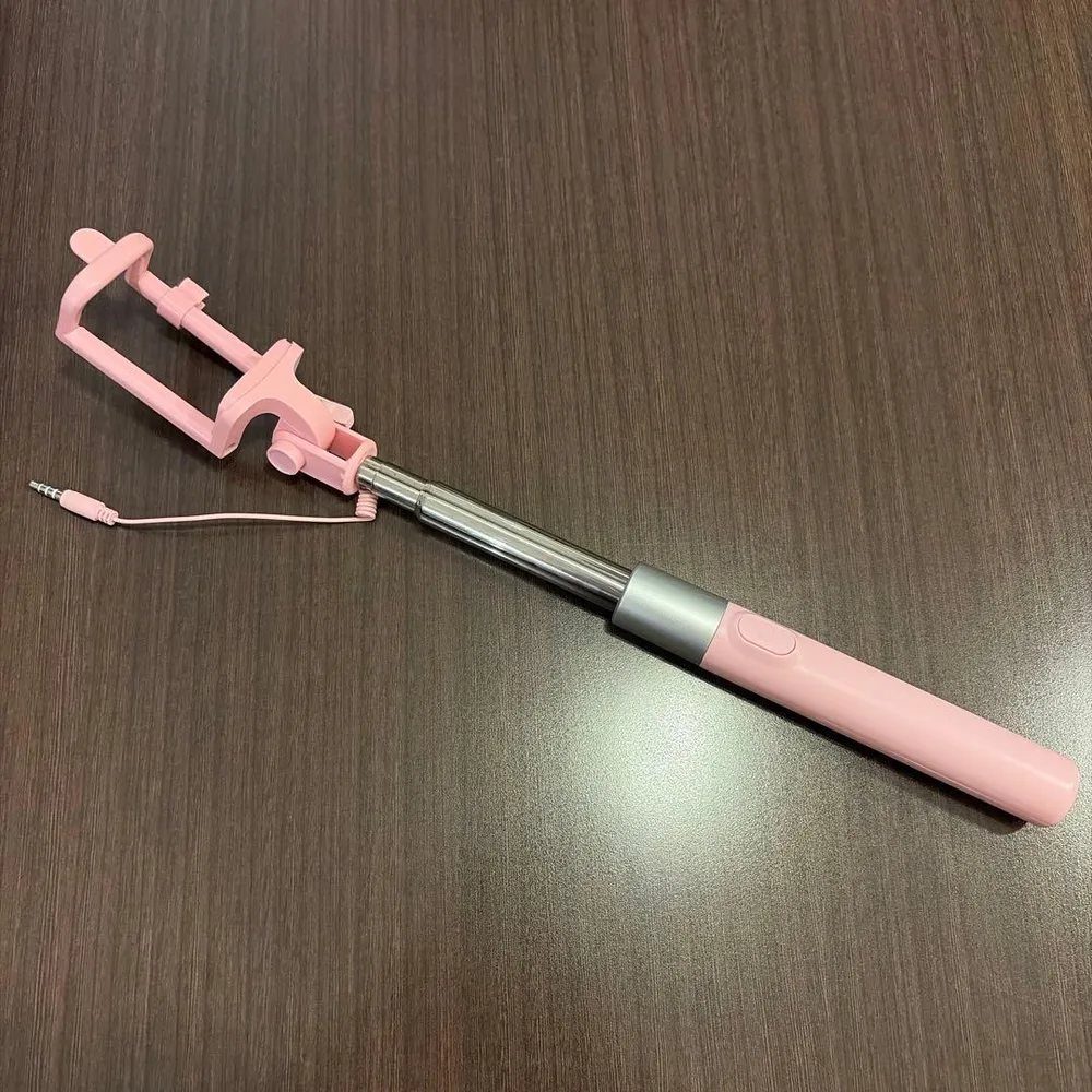 自撮り棒 セルカ棒 ピンク 有線 イヤホンジャック 伸縮式