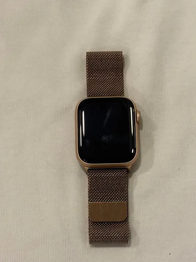 Apple Watch Series 5 40mm GPS ゴールド