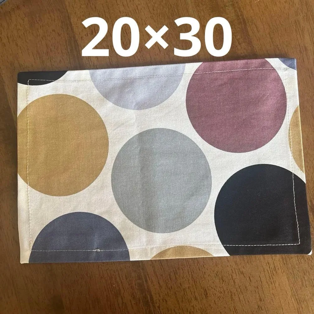 ランチョンマット20×30 ネームタグ付 水玉 ドット