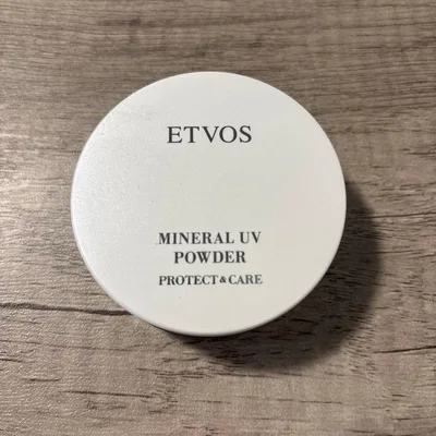 ETVOS ミネラルUVパウダーXペールラベンダー