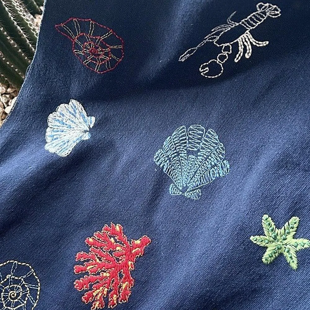 刺繍生地 コットンリネン 綿麻 幅約140cm 1mカット 海中世界