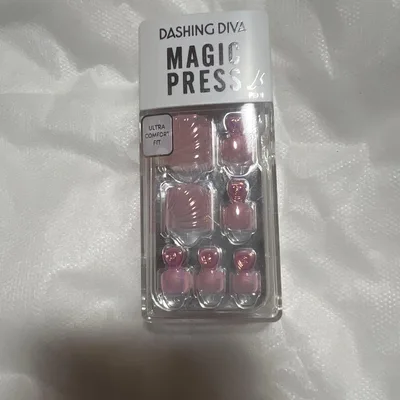 DASHING DIVA MAGIC PRESS PEDI