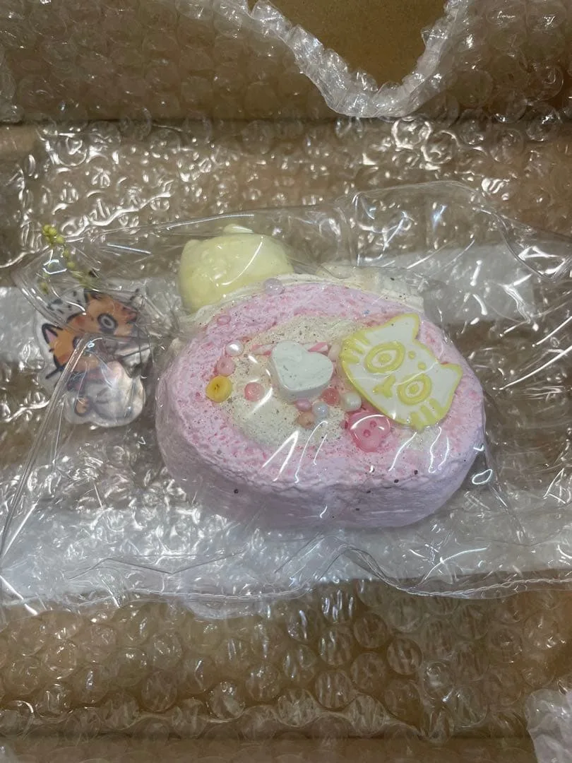 hijojowo スクイーズ ロールケーキ