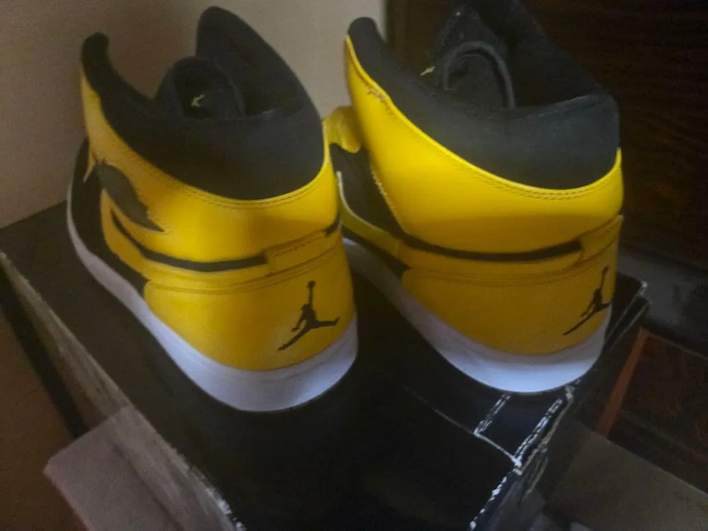 レア、希少 AIR JORDAN 1 OLD LOVE NEW PACK AJ1