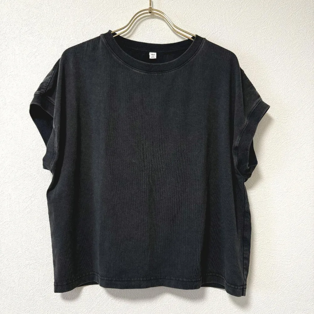 ✨良品✨ GU ジーユー M ウォッシュ加工Tシャツ ゆったり 黒 二の腕カバー
