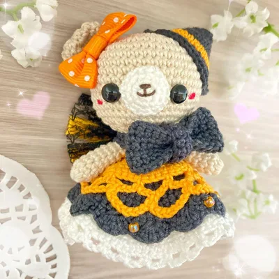 【ハロウィン限定】ドレスを着たクマちゃんのあみぐるみ♡かぼちゃの魔女♡
