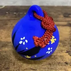 E-5 【昭和レトロ】手作り 土鈴 陶器 鈴 鮮やかブルー 青色 草花模様 旅