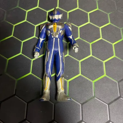 ウルトラマン ヒカリ フィギュア