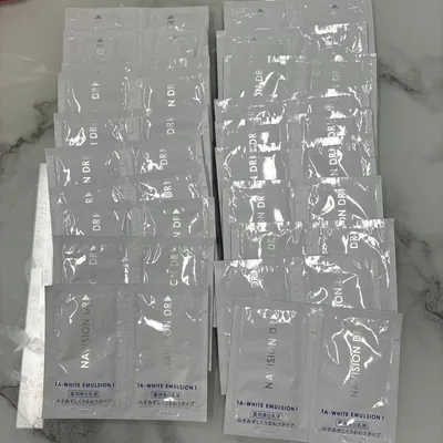 NAVISION DR TAホワイトエマルジョンIn サンプル40包