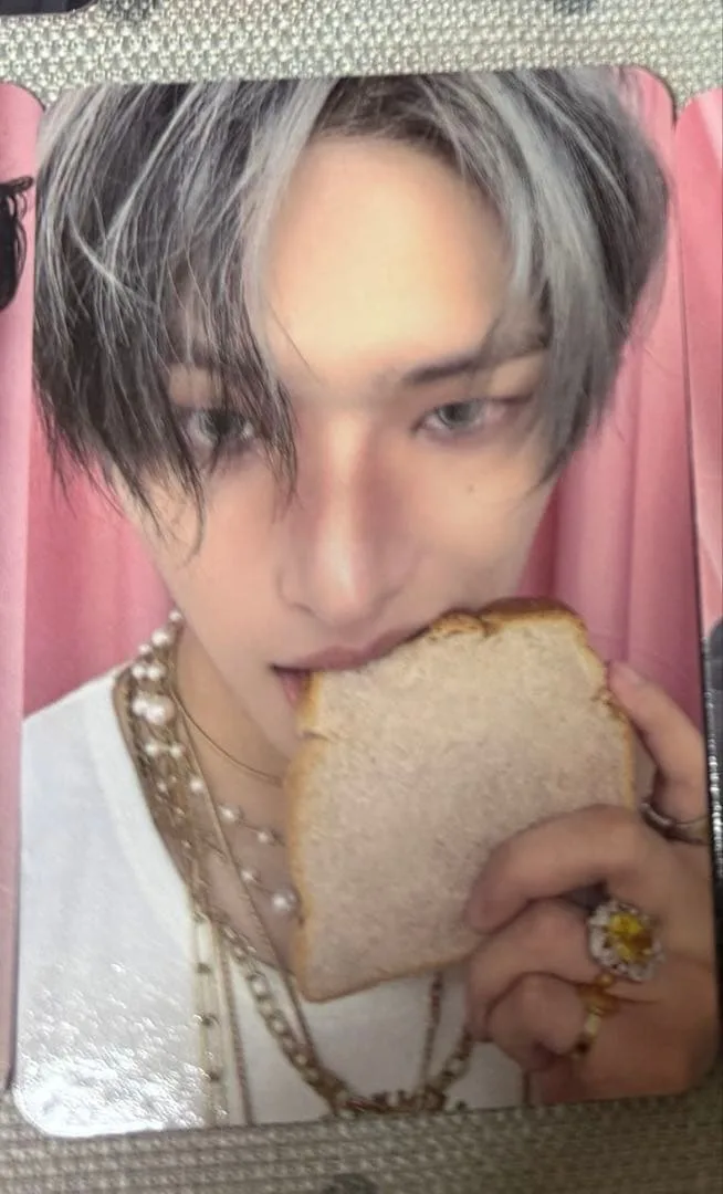 ATEEZ BREAD TEEZ ミンギ