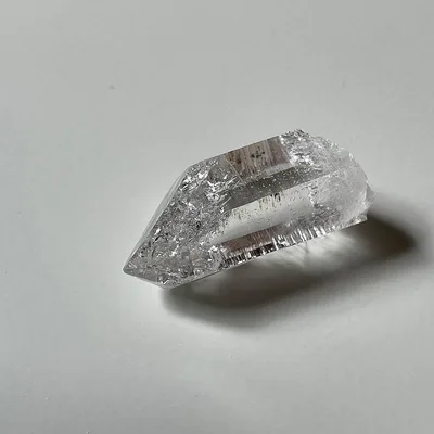 ヒマラヤ水晶 ガネッシュヒマール アイリスクォーツ 虹入り