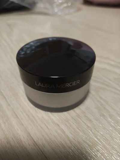LAURA MERCIER ルースセッティングパウダー トランスルーセント