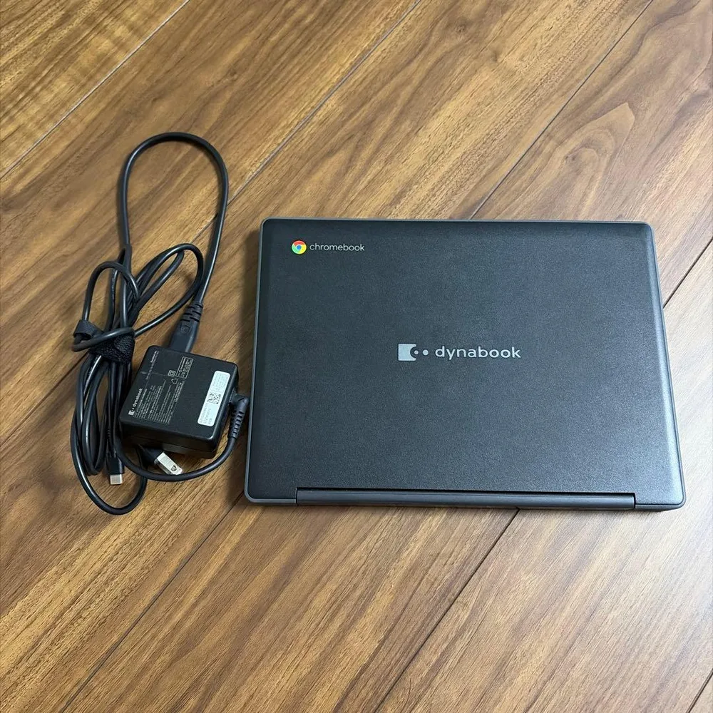 dynabook Chromebook C1 本体
