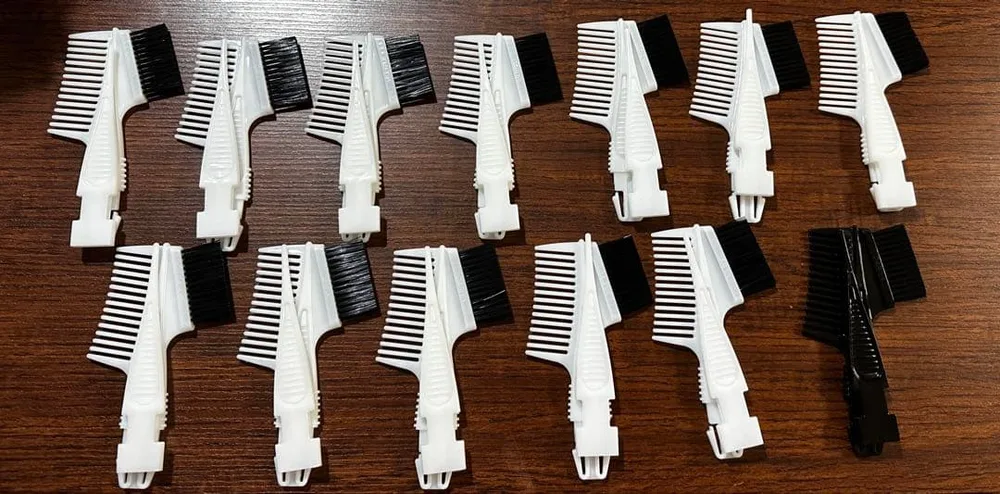 新品未使用 ヘアカラー用コームブラシ 13本セット