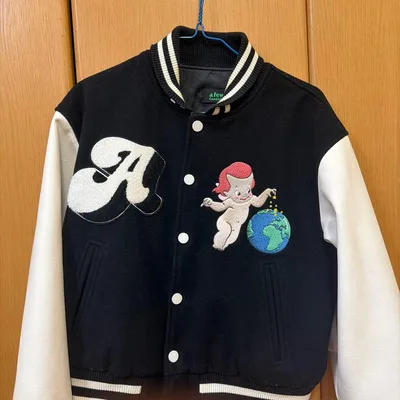 A FEW GOOD KIDSブラックスタジャン