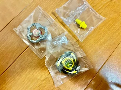 ベイブレードX ブレード2種 ビット1種