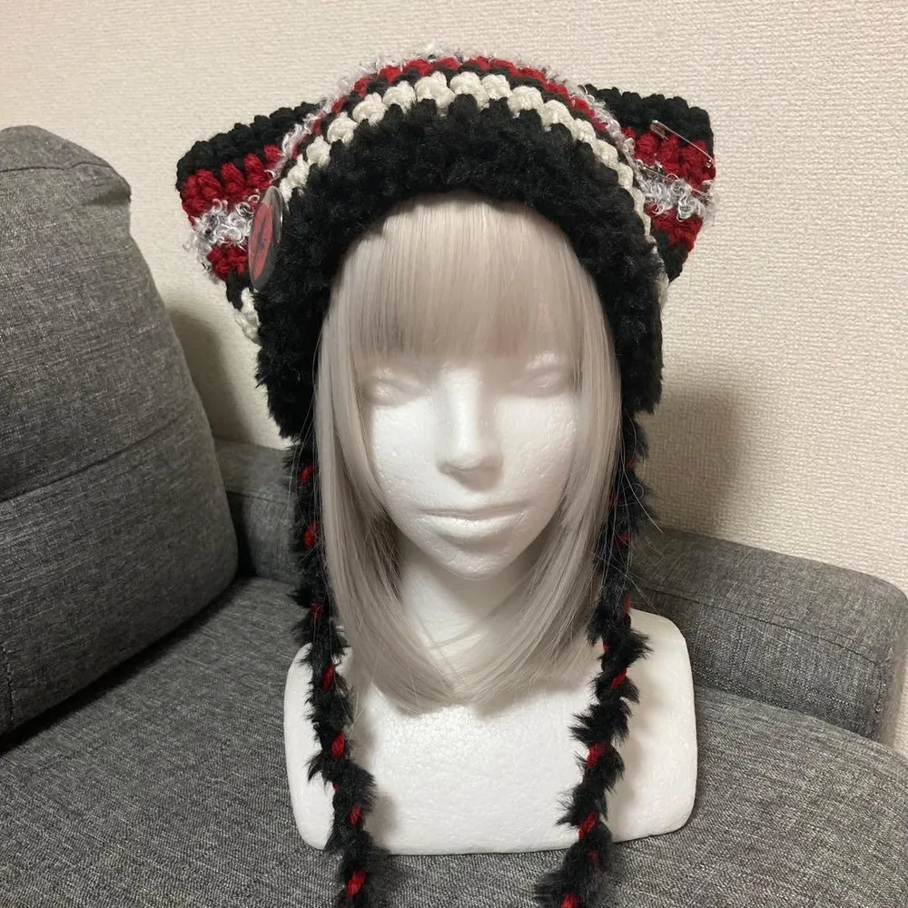 猫耳ニット帽 ネコ耳 ハンドメイド ブラック レッド ファー