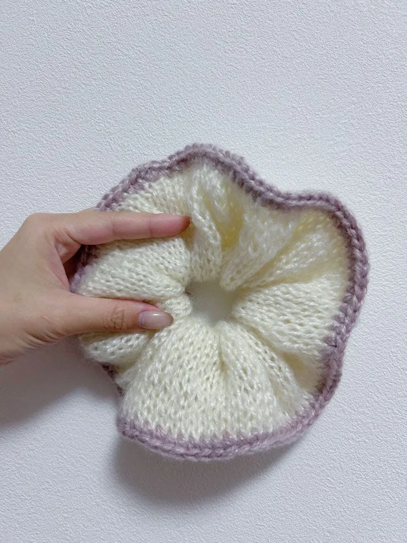 ハンドメイド シュシュ ニット フリル 棒針編み