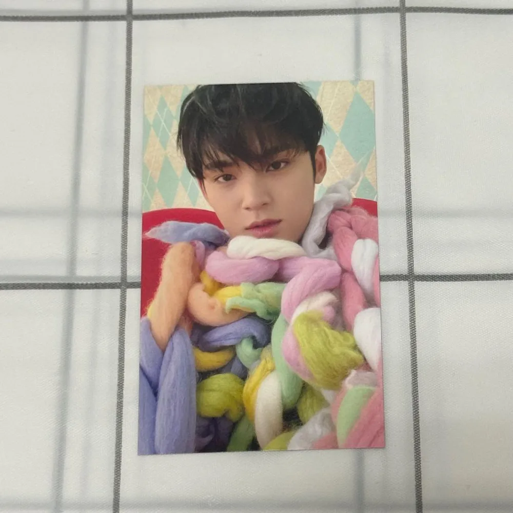 【ユニバ 特典】 SEVENTEEN あいのちから ミンギュ トレカ