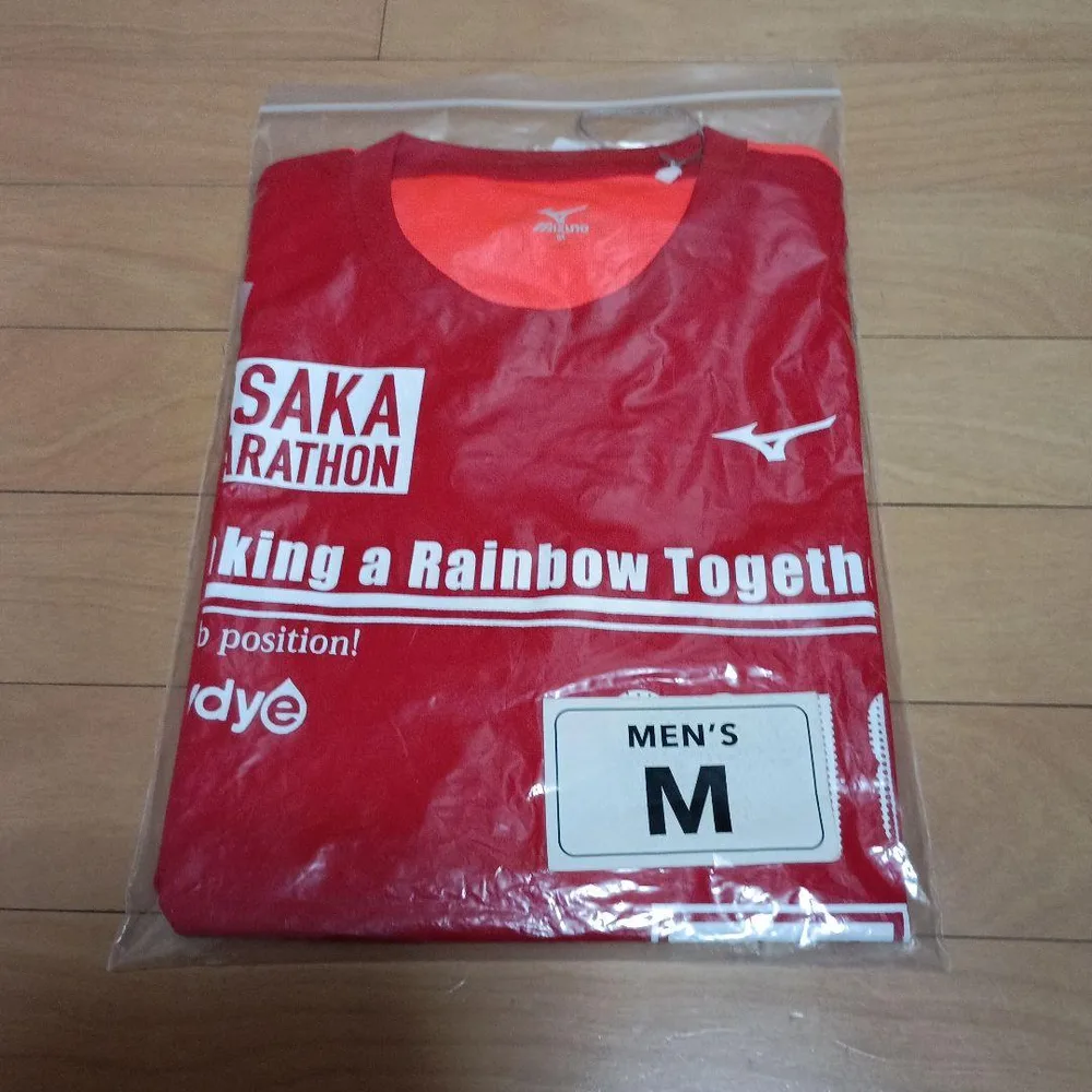 【未開封】大阪マラソン2018限定Mizuno 運動Tシャツ M 赤 メンズ