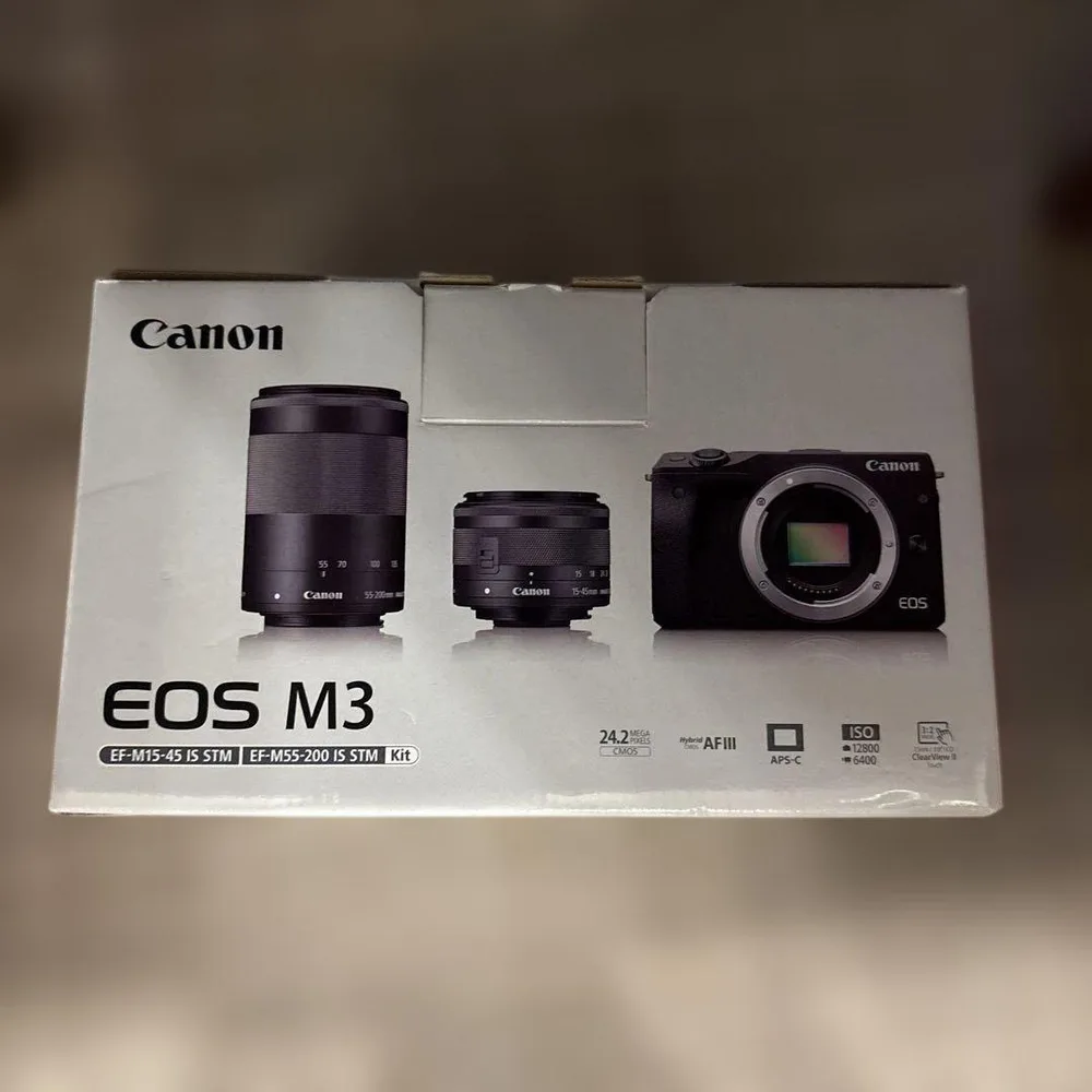 Canon EOS ミラーレス一眼 本体 ダブルズームキット
