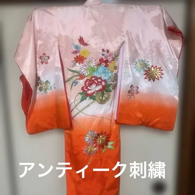 アンティークお宮参り用 女の子 刺繍入り着物セット