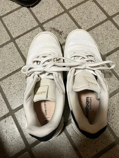 adidas アディダス スニーカー 白 ゴールド 26.5cm メンズ
