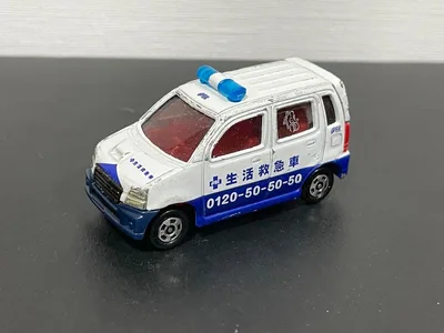 希少 非売品? トミカ 生活救急車 スズキ ワゴR RR