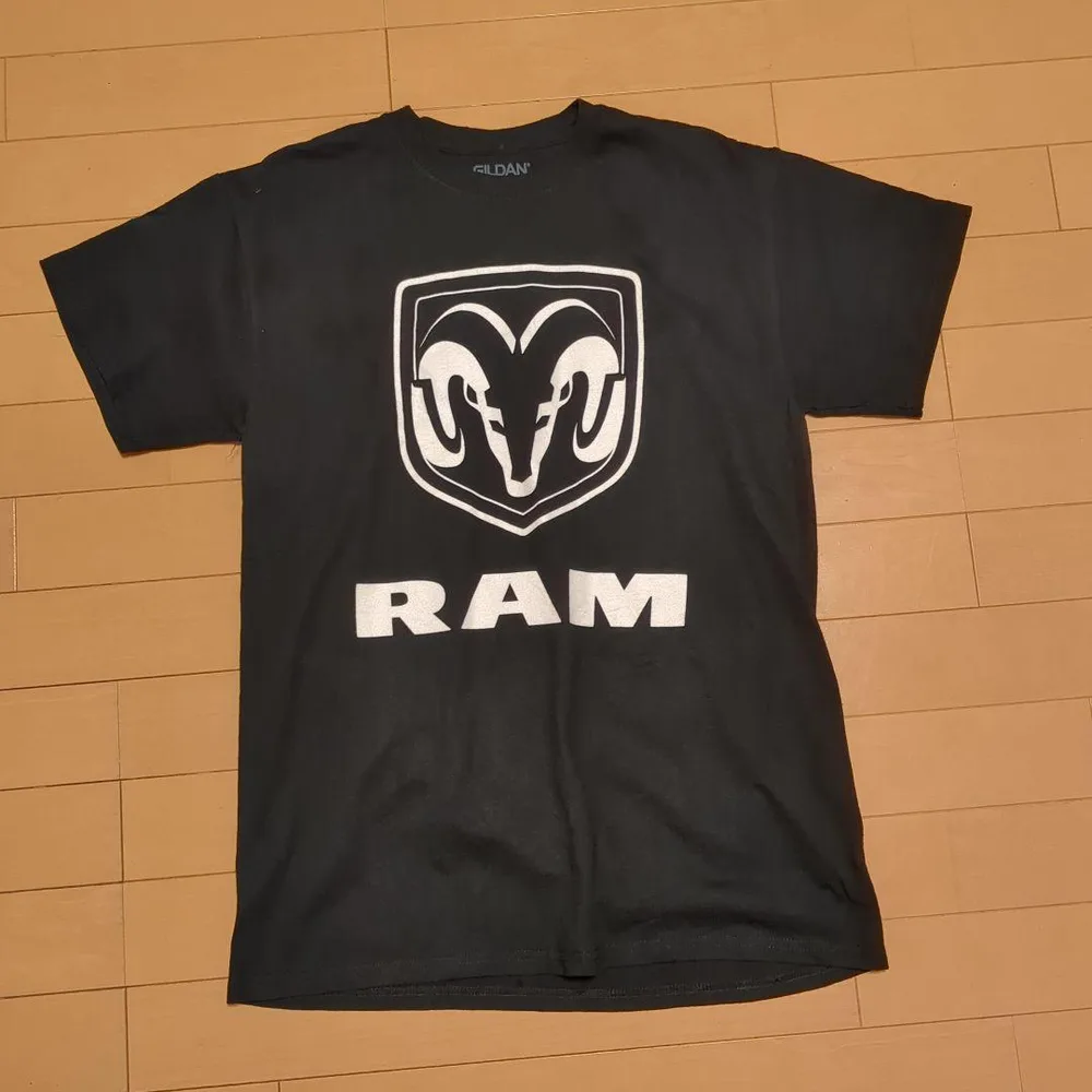 GILDAN RAM ロゴ Tシャツ ブラック Mサイズ ダッジラム