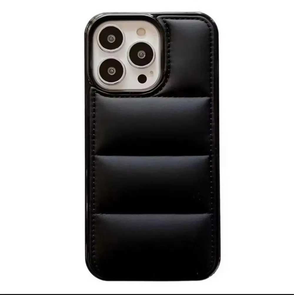 新品 iPhoneケース ブラック レザー調 高級感 シンプル おしゃれ