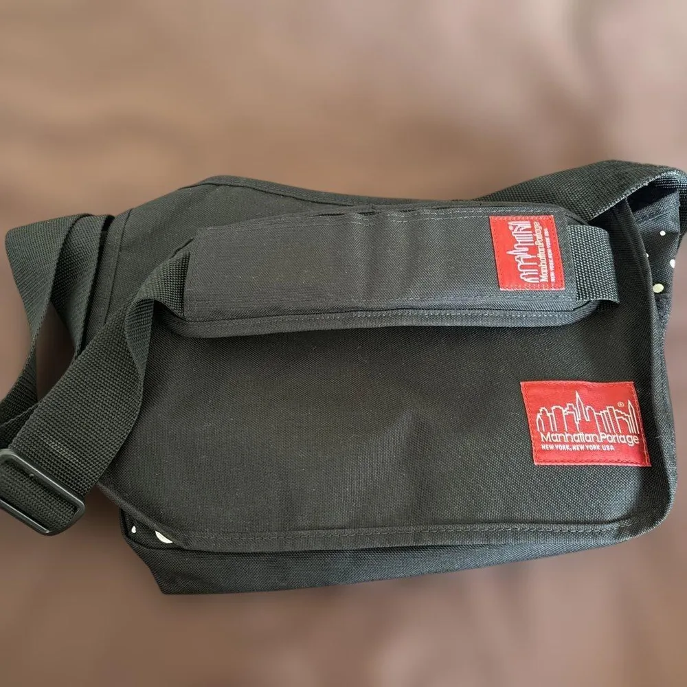 Manhattan Portage ショルダーバック 黒