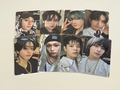 Skiz Stray Kids Go HOP Accordion Trading Card Set