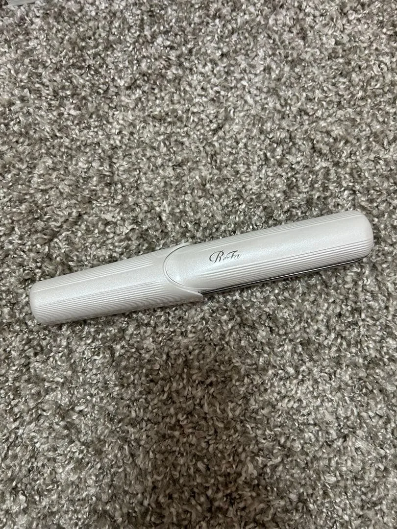 ReFa コードレスアイロン