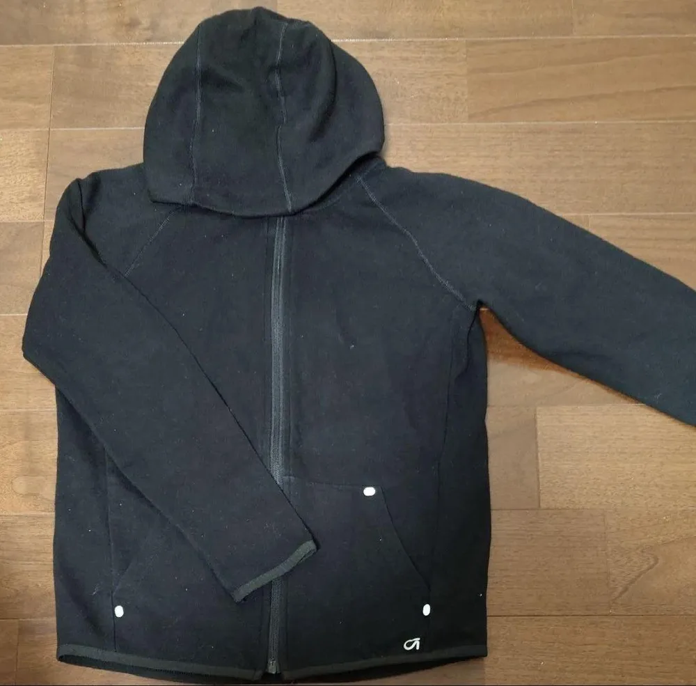 GAP キッズ パーカー 黒 140cm