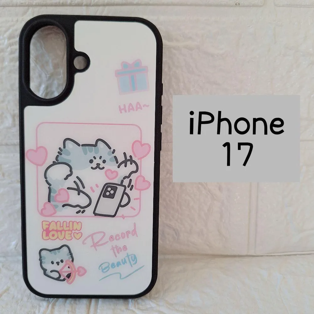 iPhone 17 スマホケース 猫柄 可愛い ホワイト系 スマホカバー