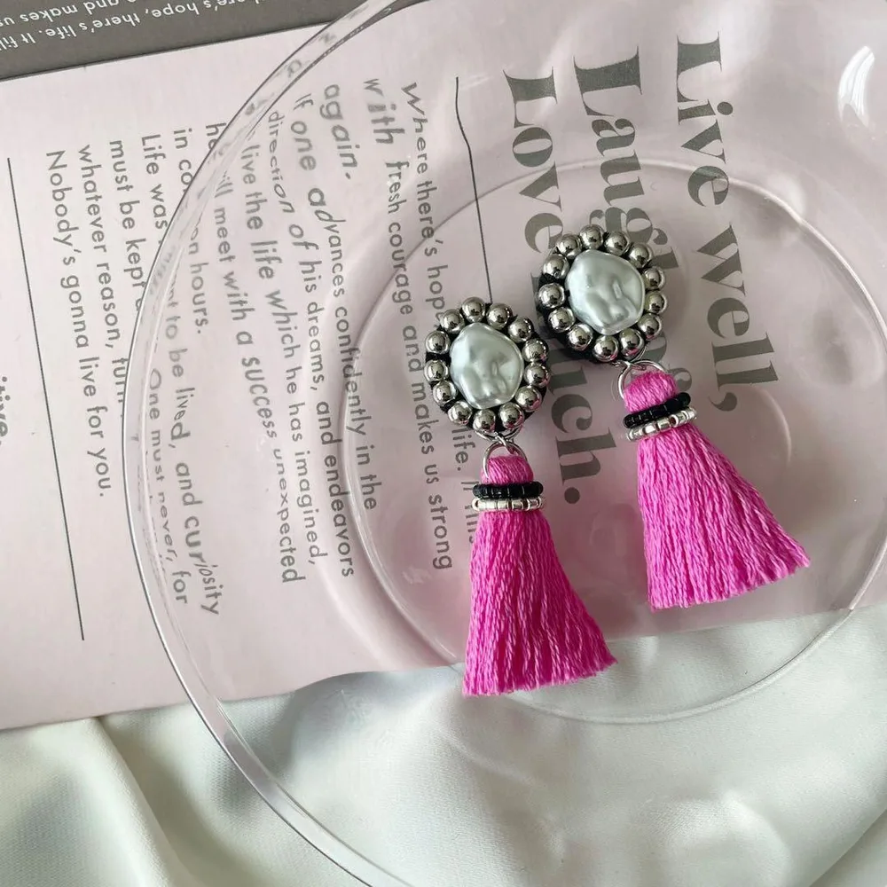 バロックパール×ビーズ巻きタッセル(ピンク)ビーズ刺繍ピアス/イヤリング