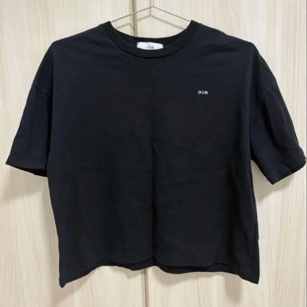 OUR ブラック Tシャツ 120cm ロゴ刺繍 韓国ブランド 韓国子供服