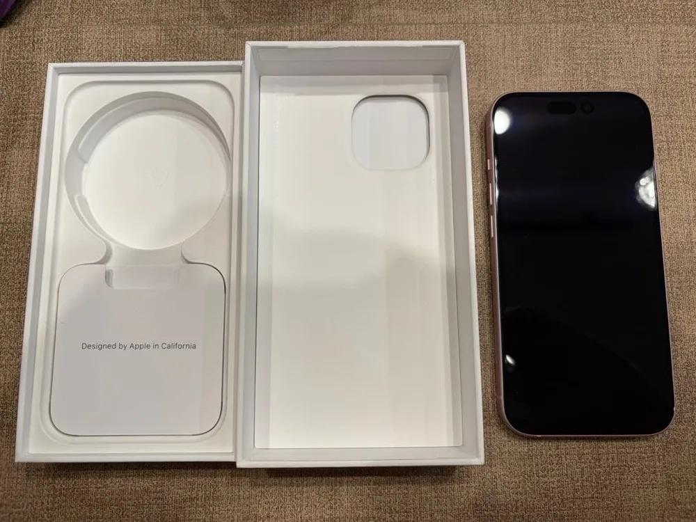 Apple iPhone 15 ピンク 本体