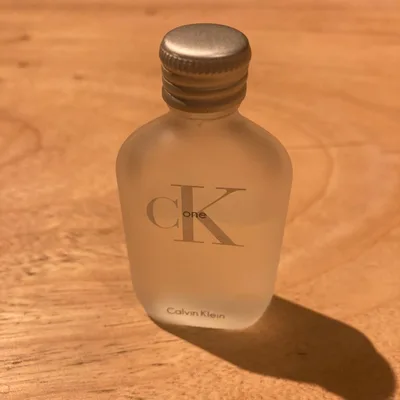 Calvin Klein ck one オードトワレ15ml