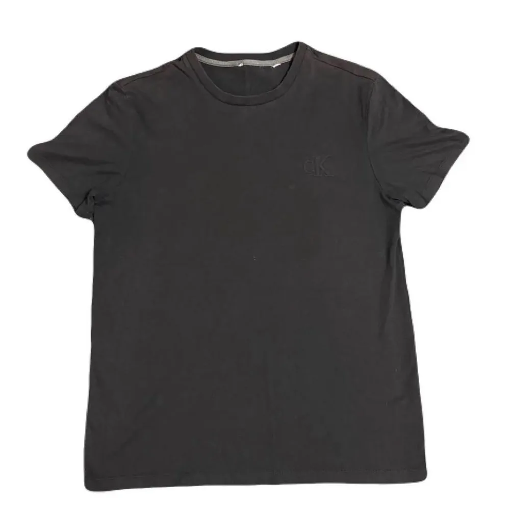 Calvin Klein ロゴ入り Tシャツ