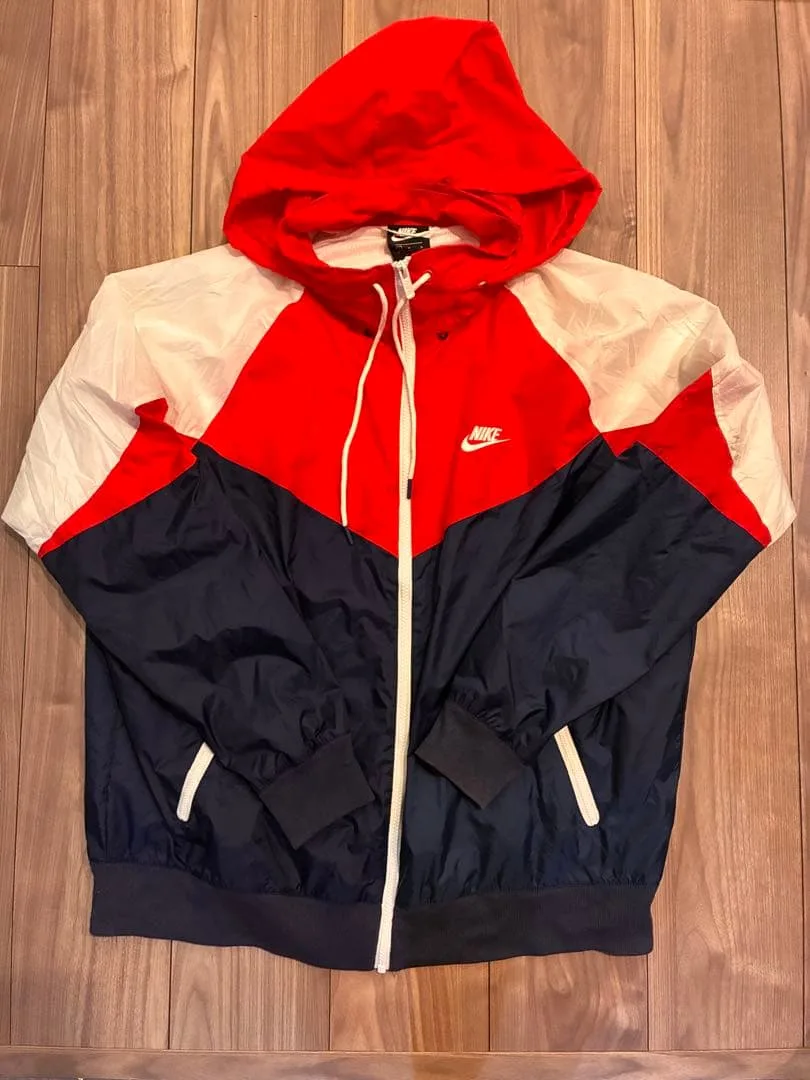 早い者勝ち‼️NIKE‼️ナイキ トリコロールナイロン ジャケット
