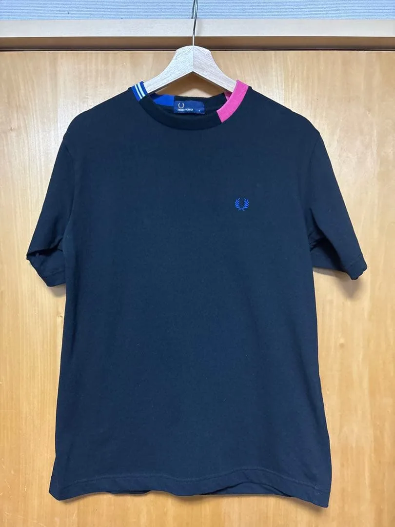 値下げしました❗️FRED PERRY Tシャツ ブラック