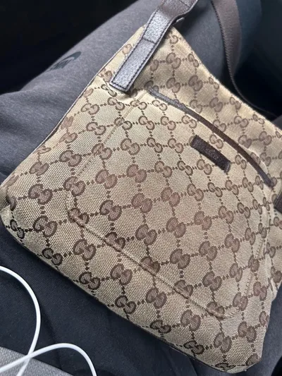 GUCCI ショルダーバッグ