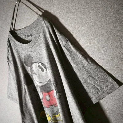 希少XL★Disney Tシャツ 全身ミッキープリント ビッグロゴ グレー