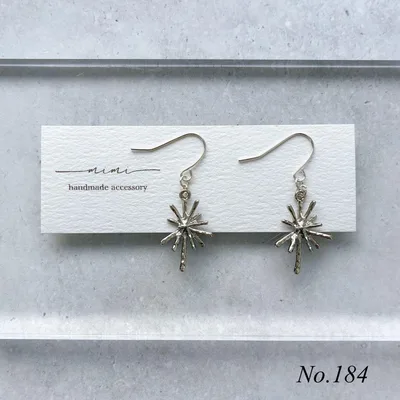 ハンドメイド ピアス 184 雪の結晶
