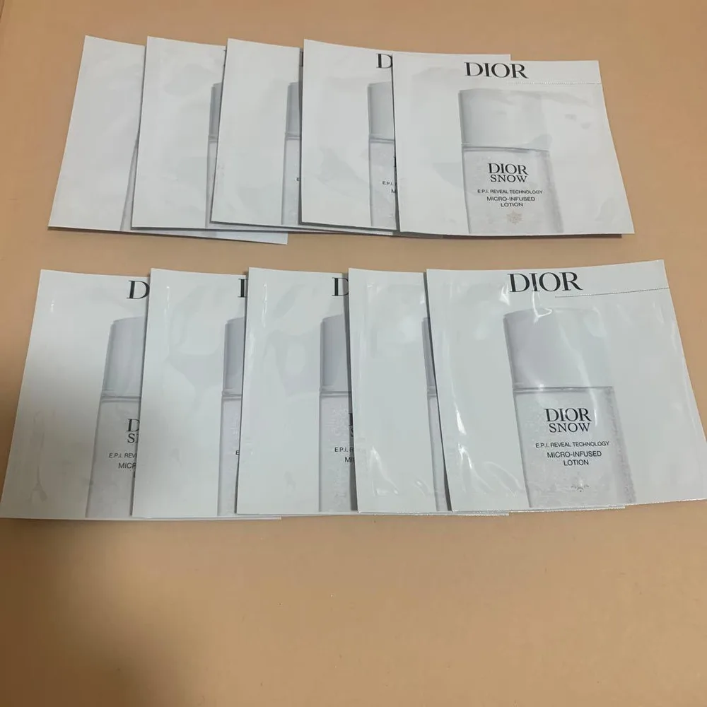 DIORスノー マイクロ インフューズド ローション