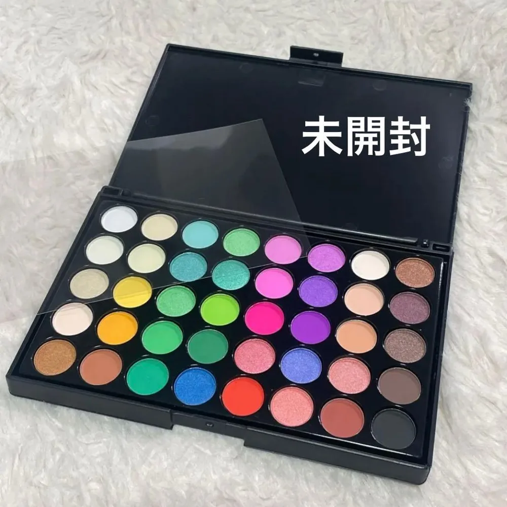 2026年入荷【新品未開封】アイシャドウパレット 40色