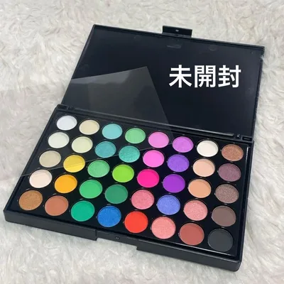 2026年入荷【新品未開封】アイシャドウパレット 40色