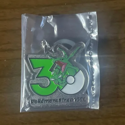 ポケモン 30周年 ガチャ めじるしアクセサリー レックウザ