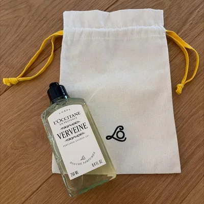 L'OCCITANE ロクシタン ヴァーベナ シャワージェル250ml 巾着袋付